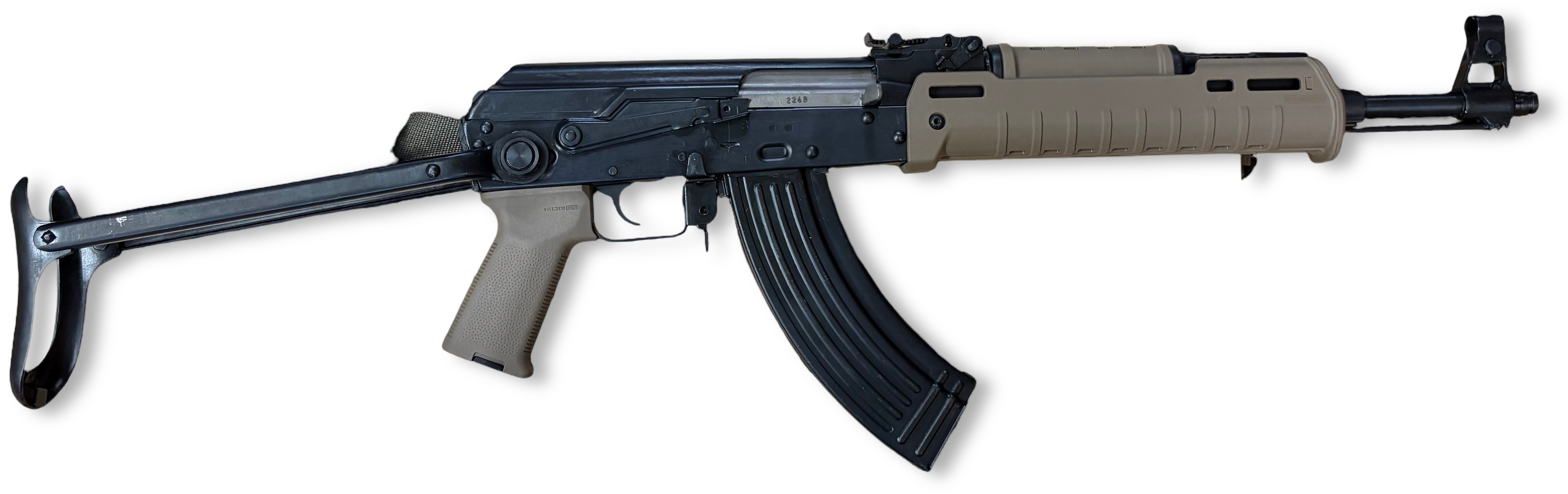 Die AK-47S nach dem Umbau: Den Griff und den Vorderschaft habe ich durch zeitgemäße Materialien ersetzt. Weniger originaler Look, dafür etwas taktischer. AK-47S mit Klappschaft